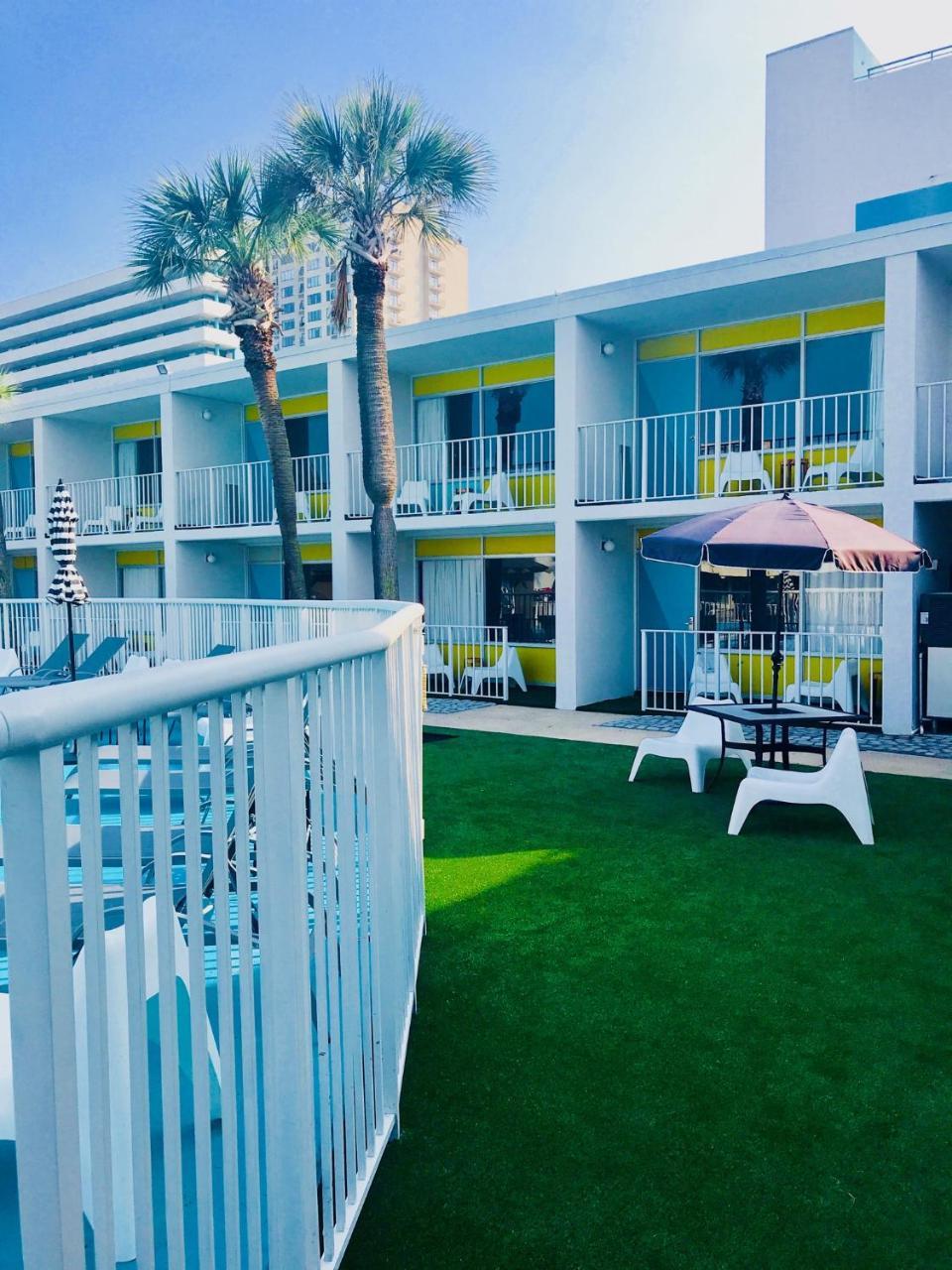 מירטל ביץ' Waikiki Village מראה חיצוני תמונה