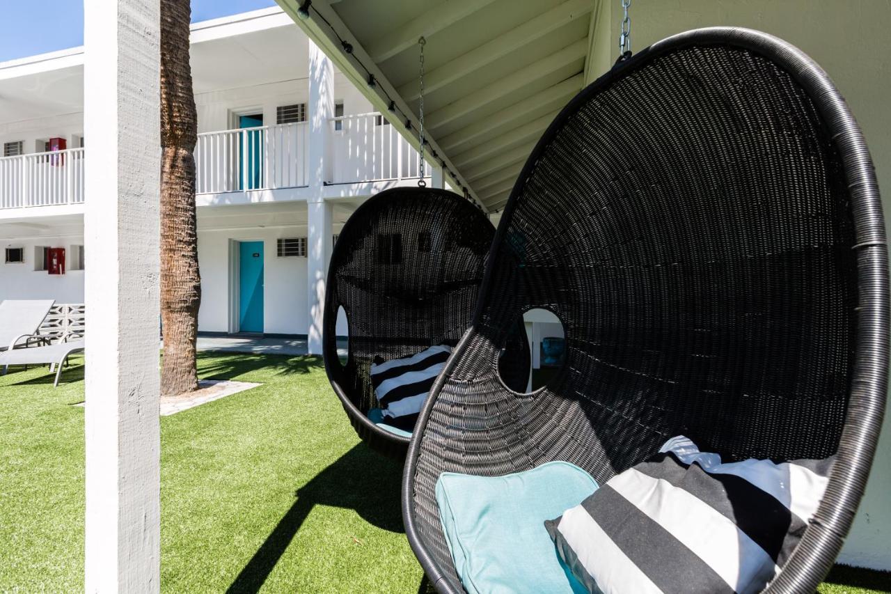 מירטל ביץ' Waikiki Village מראה חיצוני תמונה